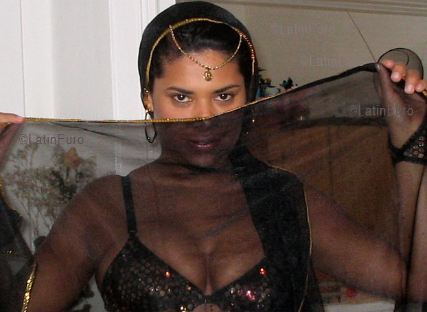 Date this delightful Brazil girl Eliana from PORTELA B3984