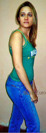 Date this sensual Brazil girl Adriana from PLANALTINA B4153