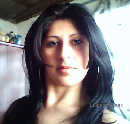 Date this sensual Brazil girl Josiane from JARDIM B4155