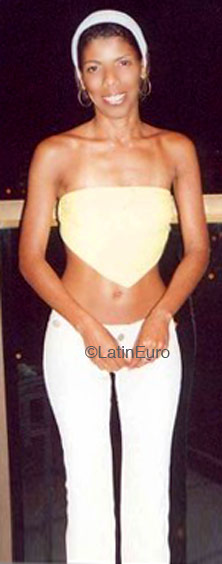 Date this attractive Brazil girl Patricia from SAO PAULO B4210