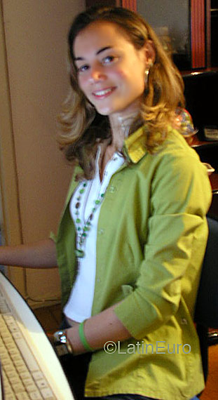 Date this stunning Brazil girl Francislane from PARACAMBI B4249