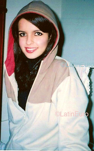 Date this hard body Brazil girl Ane from SAO PAULO B4253