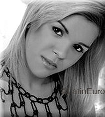 Date this attractive Brazil girl Gabriela from  B4360