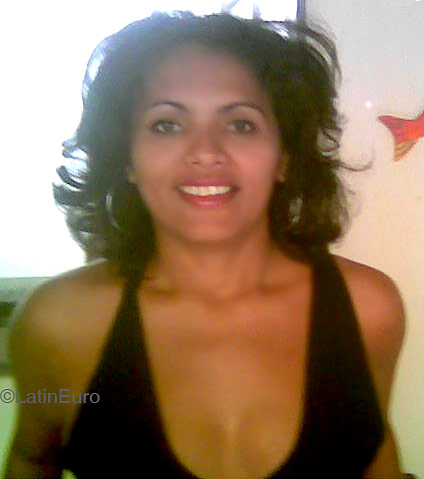 Date this georgeous Brazil girl Silvelena from  B4364