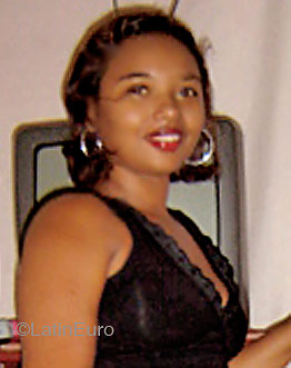 Date this tall Brazil girl Renata from BELEM B4381