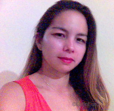 Date this nice looking Brazil girl Lidiane from CUIABA B4443