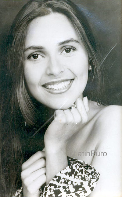 Date this georgeous Brazil girl Vonivanda from CAMPO GRANDE B4471