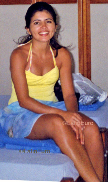 Date this fun Brazil girl Eveline from FORTALEZA B4547