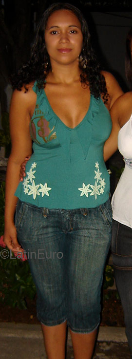 Date this attractive Brazil girl Elisangela from PIRIPIRI B3332