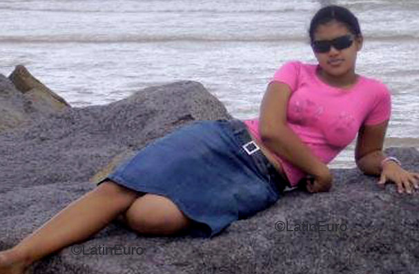 Date this stunning Brazil girl Leticia from JARDIM B4670