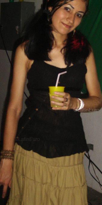 Date this foxy Brazil girl Karen from MANAUS B4676