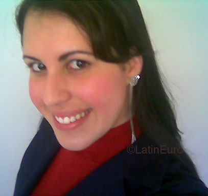 Date this charming Brazil girl Vanessa from ARAPONGAS B4726