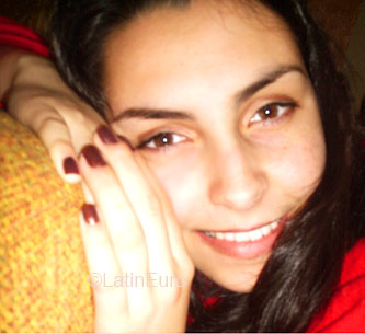 Date this attractive Brazil girl Jaqueline from CAMAQUA B4731