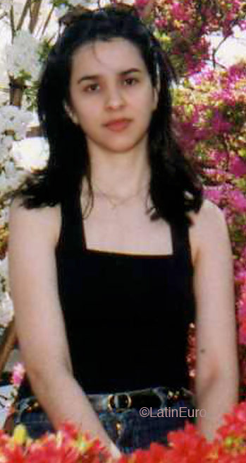 Date this nice looking Brazil girl Sara from PIRACICABA B4760