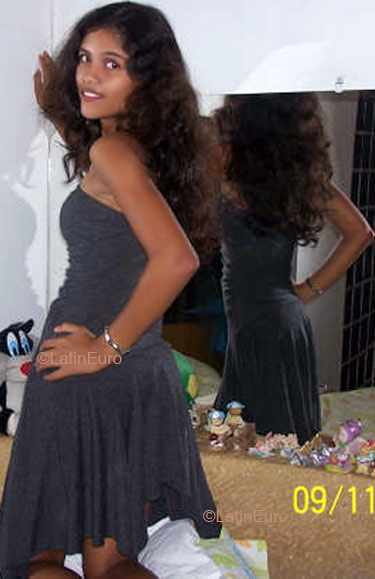 Date this sensual Brazil girl Luana from MANAUS B4761