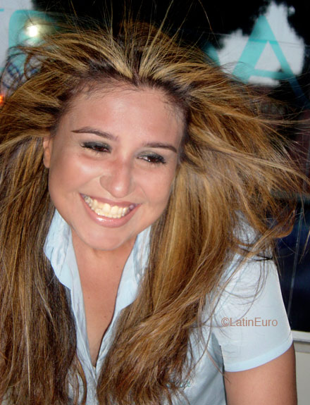 Date this hard body Brazil girl Carla from BELEM B4765