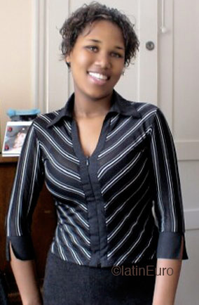 Date this happy Brazil girl Poliana from SAO PAULO B4787