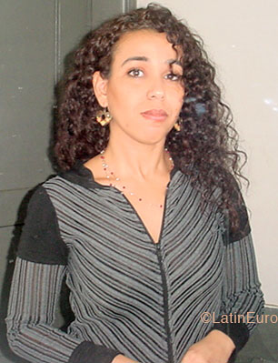 Date this hard body Brazil girl Tania from SAO PAULO B4800