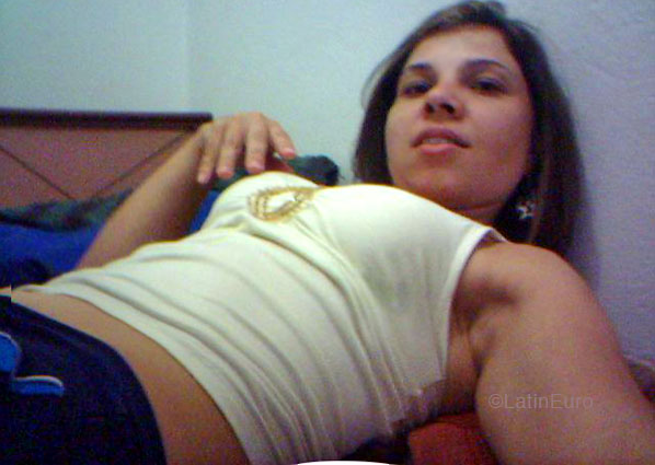 Date this pretty Brazil girl Sandra from SAO JOSE DO RIO PARDO B4834