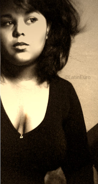 Date this good-looking Brazil girl Maria from  B4878