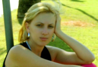 Date this charming Brazil girl Viviane from BLUMENAU B5031