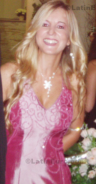 Date this good-looking Brazil girl Regiane from Santo Andre B507