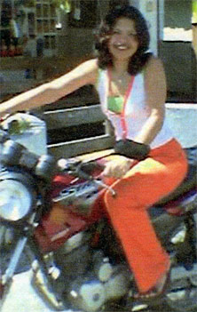 Date this funny Brazil girl Claudia from CABO B5128