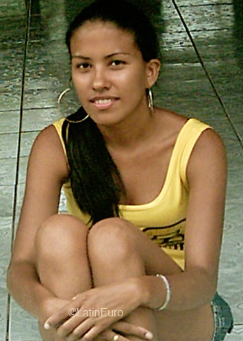 Date this beautiful Brazil girl Gaby from  B5288