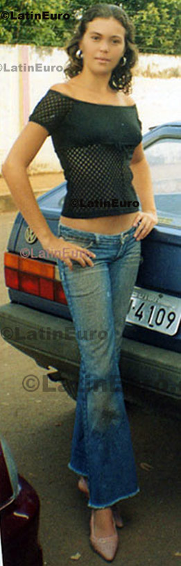 Date this charming Brazil girl Jannaly- from Carmo de Paranaiba B540