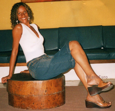 Date this foxy Brazil girl Elizabeth from RIO DE JANEIRO B5454