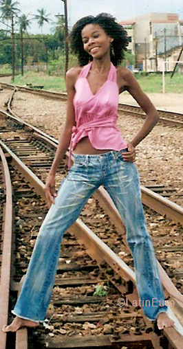 Date this exotic Brazil girl Marines from SALVADOR B5492