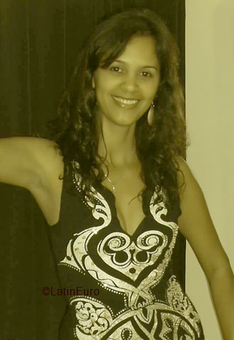Date this attractive Brazil girl Marineide from RECIFE B5501
