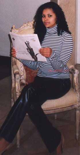 Date this beautiful Brazil girl Joanita from SAO PAULO B5527