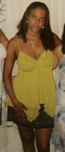 Date this georgeous Brazil girl Cristiane from OSASCO B5539