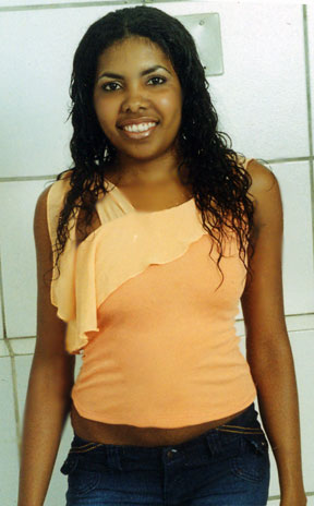 Date this gorgeous Brazil girl Adriana from RECIFE B5590