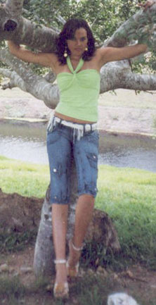 Date this good-looking Brazil girl Cristiane from SALVADOR B5656