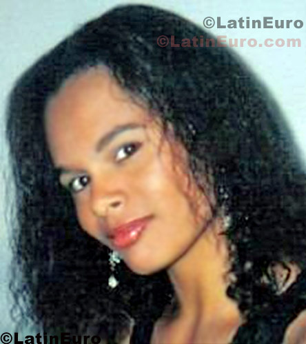 Date this tall Brazil girl Marcelle from Santa Cruz Das Palmeiras B571