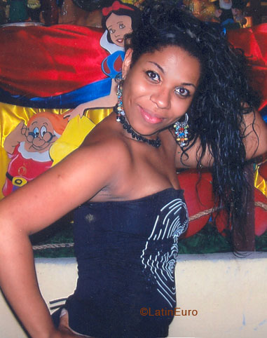 Date this happy Brazil girl Tatiana from  B5738