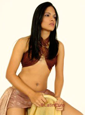 Date this pretty Brazil girl Erica from APARECIDA DE GOIANIA B5757