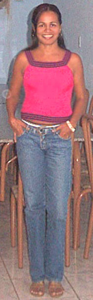 Date this cute Brazil girl Shirlei from MINACU B5761