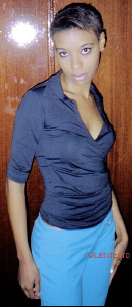 Date this voluptuous Brazil girl Patricia from SAO PAULO B5776