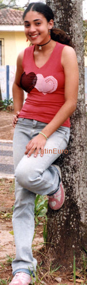 Date this athletic Brazil girl Renata from LAGOA AZUL B5869