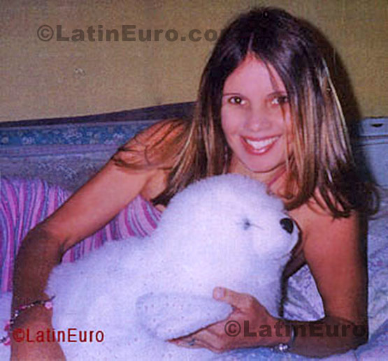 Date this fun Brazil girl Liliana from Belo Horizonte B592