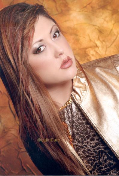 Date this charming Brazil girl Fabiane from CAXIAS DO SUL B6049