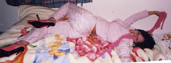 Date this voluptuous Brazil girl Debora from LUIZIANA B6077