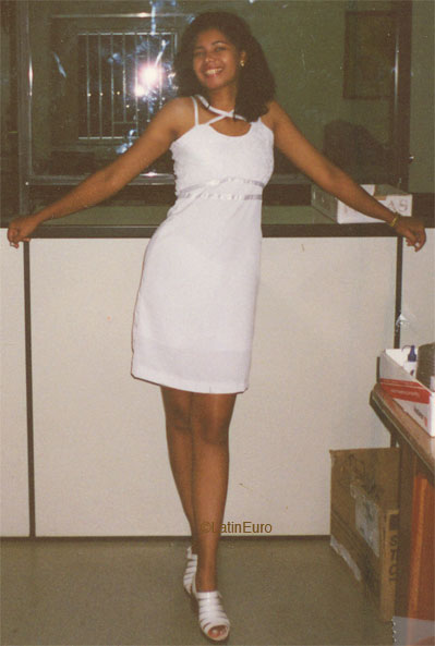 Date this lovely Brazil girl Juslimar from PETROLINA B6101