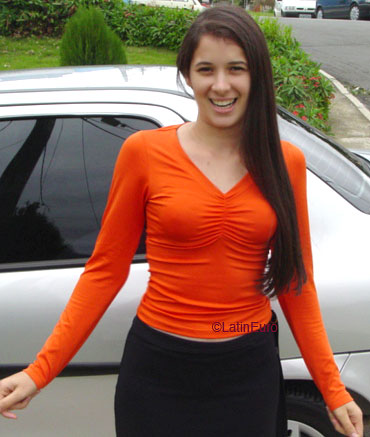 Date this sensual Brazil girl Bruna from TUNEIRAS DO OESTE B6114