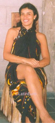 Date this hot Brazil girl Benedita from IGARATA B6133