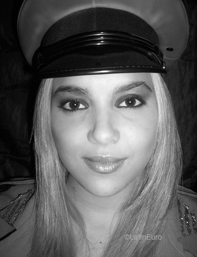 Date this pretty Brazil girl Janusa from CURITIBA B6269