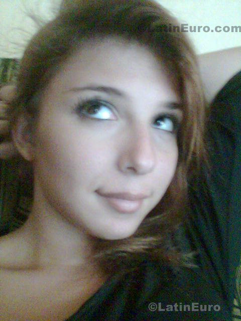 Date this passionate Brazil girl Jeniffer from Rio de Janeiro B629